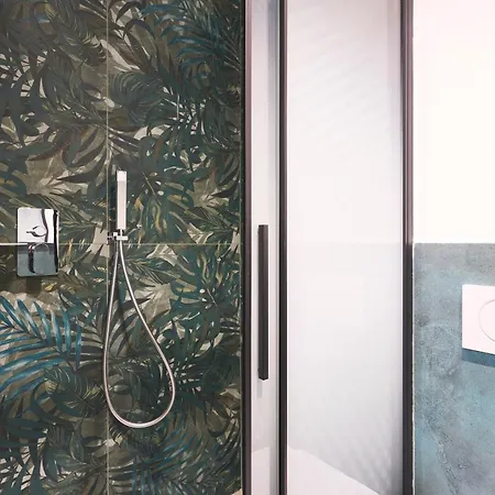 New Moon Del Prione 3* La Spezia